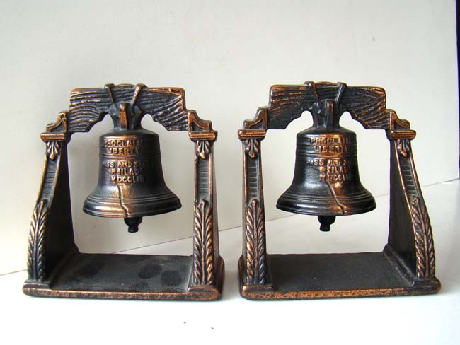 A pair of Antique bookends depicting the "LIBERTY BELL" circa 1930